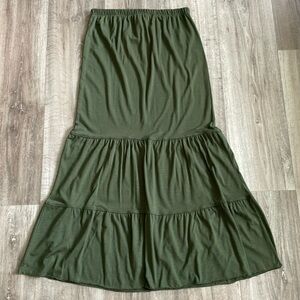 New Directions Dark Olive Green Ruffle Maxi Skirt - Size Small